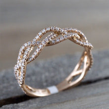 Load image into Gallery viewer, New Fashion Women Rose Gold Crystal Wedding Ring
