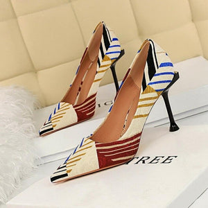 Women's high-heeled shoes